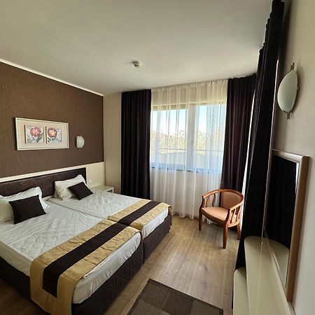 Hotel Capri Nesebar Buitenkant foto