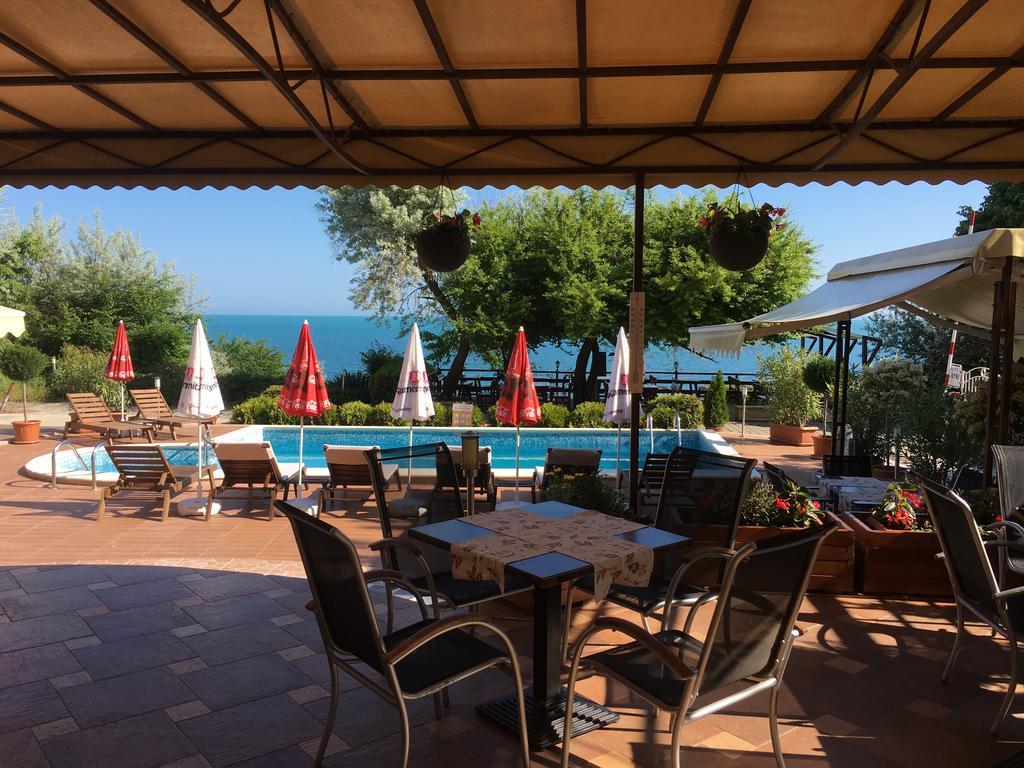 Hotel Capri Nesebar Buitenkant foto