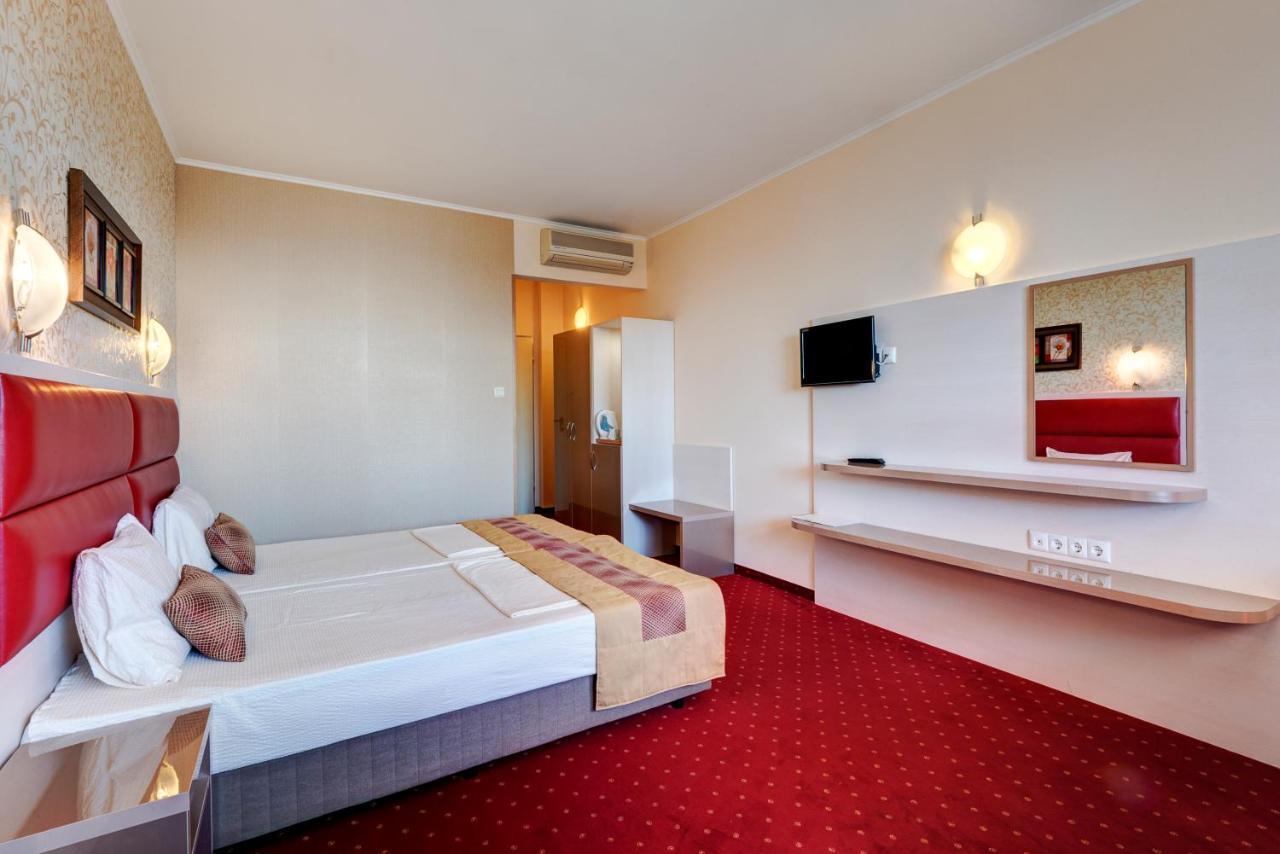 Hotel Capri Nesebar Buitenkant foto